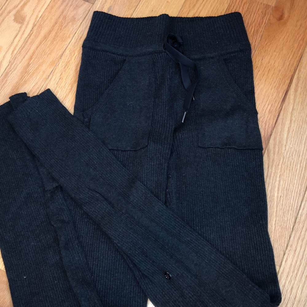 Lululemon sweater leggings